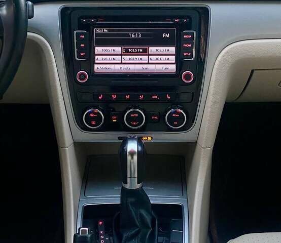 Фольксваген Пассат 2012 в Днепре (Днепропетровске) на Automoto.ua Синий Фольксваген Пассат, объемом двигателя 2 л и пробегом 280 тыс. км за 11450 $, фото 14 на Automoto.ua