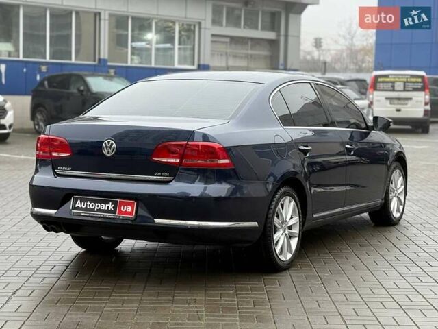 Синий Фольксваген Пассат, объемом двигателя 2 л и пробегом 263 тыс. км за 11690 $, фото 4 на Automoto.ua