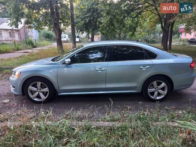 Синий Фольксваген Пассат, объемом двигателя 2.5 л и пробегом 165 тыс. км за 10500 $, фото 13 на Automoto.ua