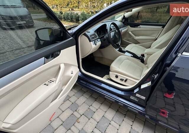 Синий Фольксваген Пассат, объемом двигателя 2.5 л и пробегом 271 тыс. км за 10200 $, фото 11 на Automoto.ua