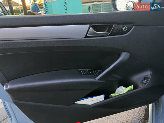 Синій Фольксваген Пассат, об'ємом двигуна 2.5 л та пробігом 198 тис. км за 8800 $, фото 13 на Automoto.ua