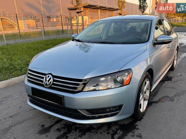 Синій Фольксваген Пассат, об'ємом двигуна 2.5 л та пробігом 198 тис. км за 8800 $, фото 3 на Automoto.ua