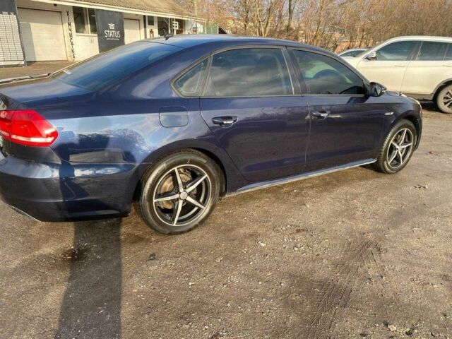 Синій Фольксваген Пассат, об'ємом двигуна 2.5 л та пробігом 188 тис. км за 9400 $, фото 2 на Automoto.ua