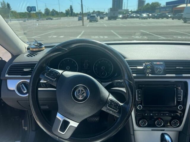 Фольксваген Пассат 2012 в Киеве на Automoto.ua Синий Фольксваген Пассат, объемом двигателя 2.5 л и пробегом 203 тыс. км за 9900 $, фото 14 на Automoto.ua