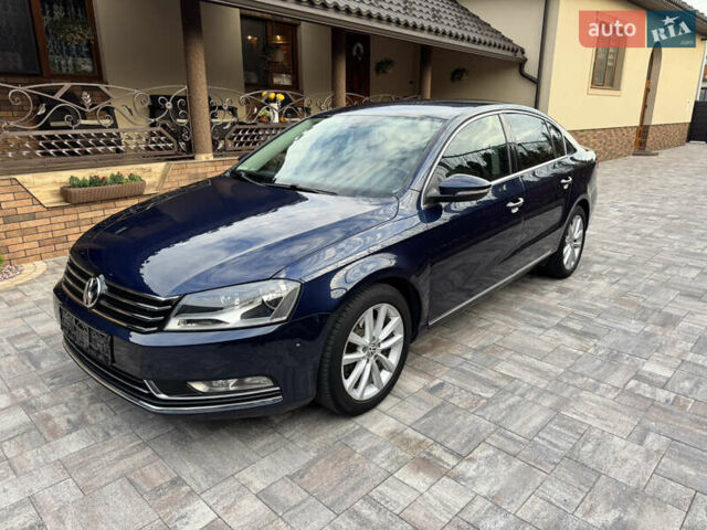 Синий Фольксваген Пассат, объемом двигателя 1.4 л и пробегом 200 тыс. км за 9300 $, фото 2 на Automoto.ua