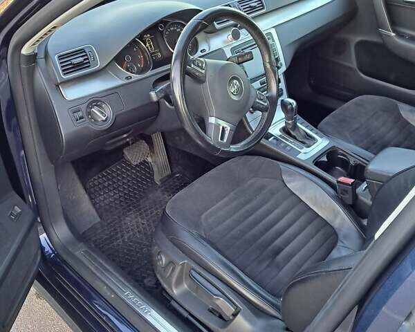 Синий Фольксваген Пассат, объемом двигателя 1.8 л и пробегом 150 тыс. км за 10500 $, фото 11 на Automoto.ua