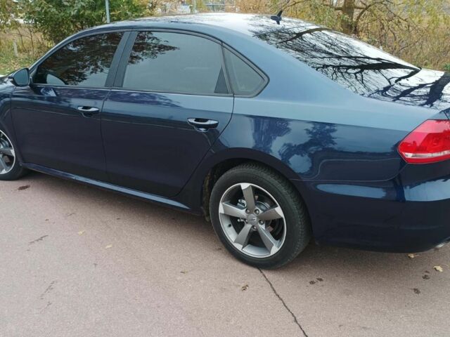 Синій Фольксваген Пассат, об'ємом двигуна 2.5 л та пробігом 157 тис. км за 9700 $, фото 12 на Automoto.ua