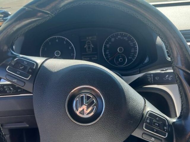 Фольксваген Пассат 2012 в Киеве на Automoto.ua Синий Фольксваген Пассат, объемом двигателя 2.5 л и пробегом 203 тыс. км за 9900 $, фото 18 на Automoto.ua