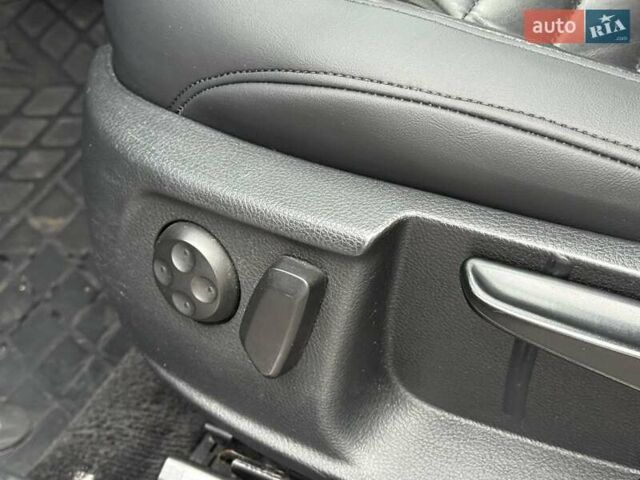 Синий Фольксваген Пассат, объемом двигателя 2 л и пробегом 263 тыс. км за 11690 $, фото 10 на Automoto.ua