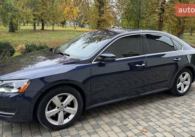 Синий Фольксваген Пассат, объемом двигателя 2.5 л и пробегом 271 тыс. км за 10200 $, фото 8 на Automoto.ua