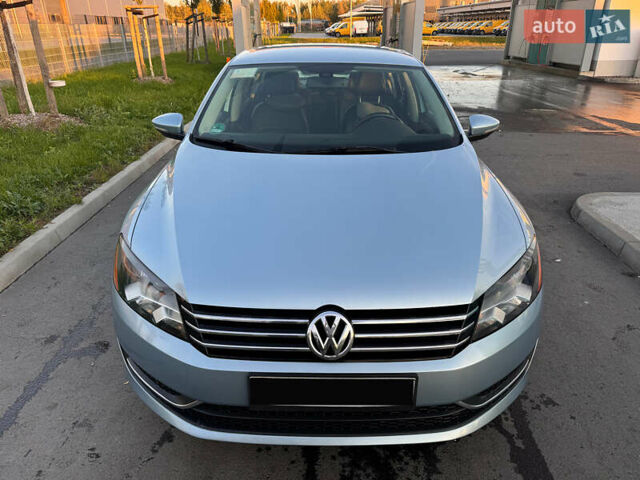 Синій Фольксваген Пассат, об'ємом двигуна 2.5 л та пробігом 198 тис. км за 8800 $, фото 1 на Automoto.ua