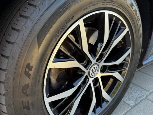 Синій Фольксваген Пассат, об'ємом двигуна 2.5 л та пробігом 200 тис. км за 8900 $, фото 6 на Automoto.ua