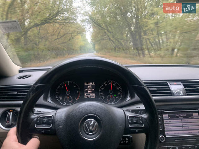 Синій Фольксваген Пассат, об'ємом двигуна 2 л та пробігом 221 тис. км за 8900 $, фото 7 на Automoto.ua