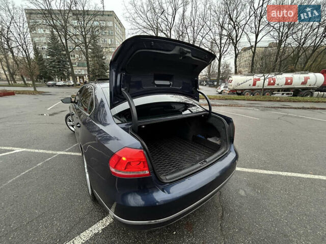 Синий Фольксваген Пассат, объемом двигателя 2 л и пробегом 262 тыс. км за 12000 $, фото 50 на Automoto.ua