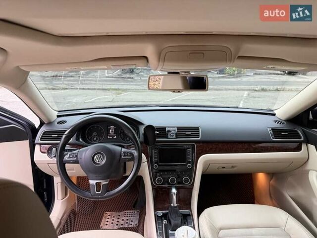 Синій Фольксваген Пассат, об'ємом двигуна 2.5 л та пробігом 127 тис. км за 11900 $, фото 15 на Automoto.ua