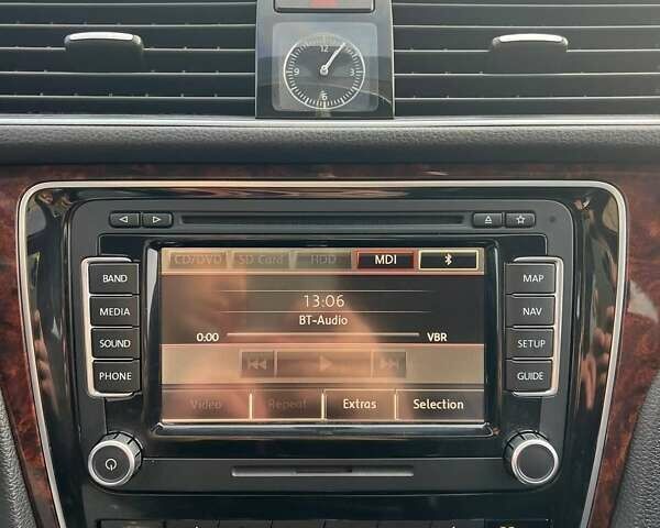 Фольксваген Пассат 2012 в Балте на Automoto.ua Синий Фольксваген Пассат, объемом двигателя 2 л и пробегом 260 тыс. км за 13400 $, фото 2 на Automoto.ua