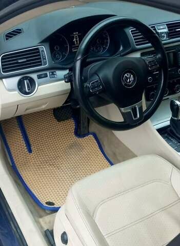 Синий Фольксваген Пассат, объемом двигателя 1.97 л и пробегом 225 тыс. км за 11500 $, фото 12 на Automoto.ua