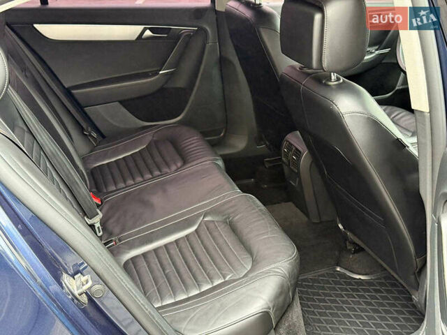 Синий Фольксваген Пассат, объемом двигателя 2 л и пробегом 263 тыс. км за 11690 $, фото 22 на Automoto.ua