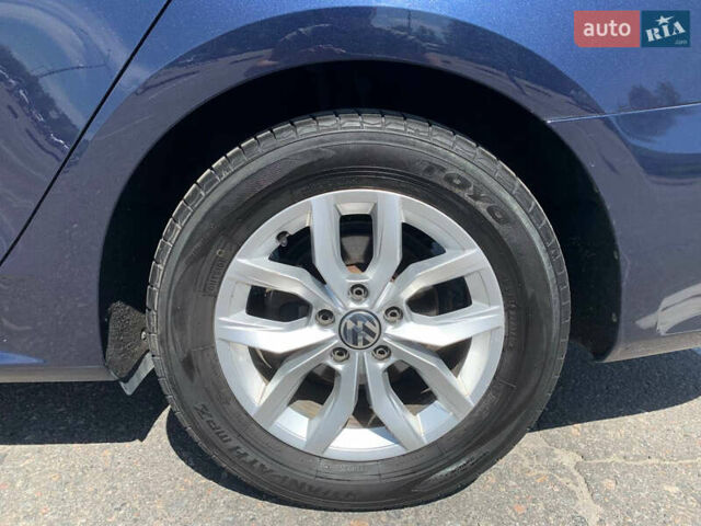 Синий Фольксваген Пассат, объемом двигателя 2.48 л и пробегом 232 тыс. км за 9200 $, фото 11 на Automoto.ua