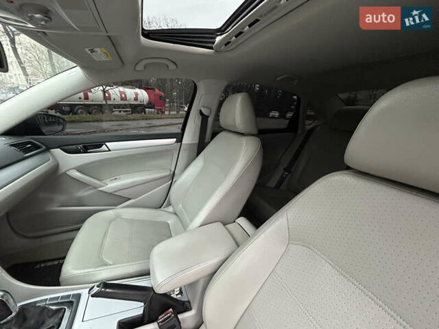 Синий Фольксваген Пассат, объемом двигателя 2 л и пробегом 262 тыс. км за 12000 $, фото 34 на Automoto.ua