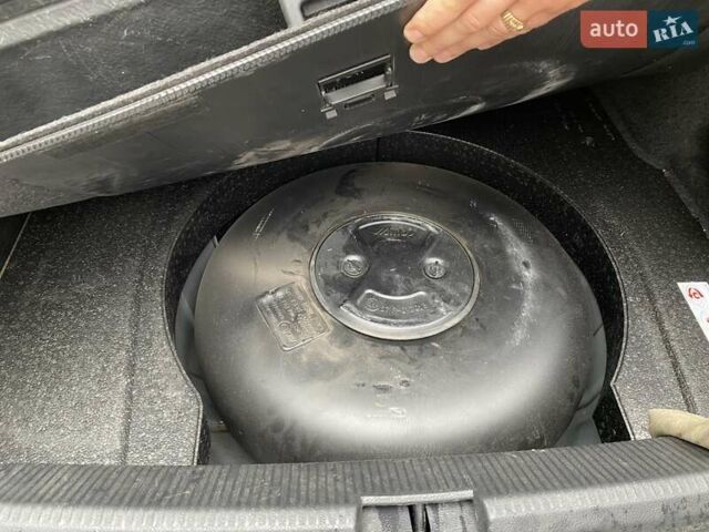 Синій Фольксваген Пассат, об'ємом двигуна 2.5 л та пробігом 341 тис. км за 9000 $, фото 16 на Automoto.ua