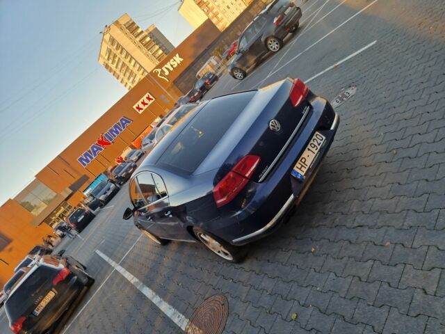 Синій Фольксваген Пассат, об'ємом двигуна 2 л та пробігом 320 тис. км за 4500 $, фото 1 на Automoto.ua