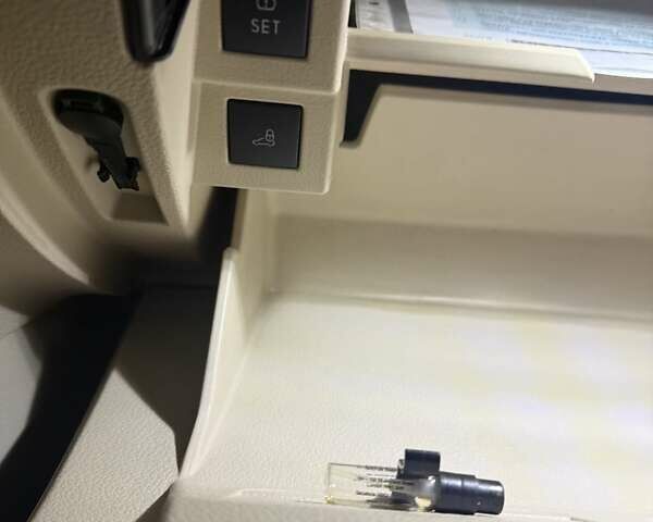 Синій Фольксваген Пассат, об'ємом двигуна 2.5 л та пробігом 127 тис. км за 11900 $, фото 18 на Automoto.ua