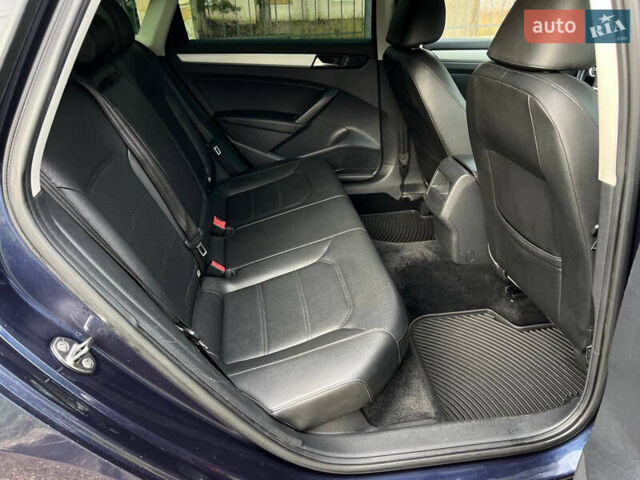 Синий Фольксваген Пассат, объемом двигателя 2.48 л и пробегом 288 тыс. км за 9000 $, фото 24 на Automoto.ua