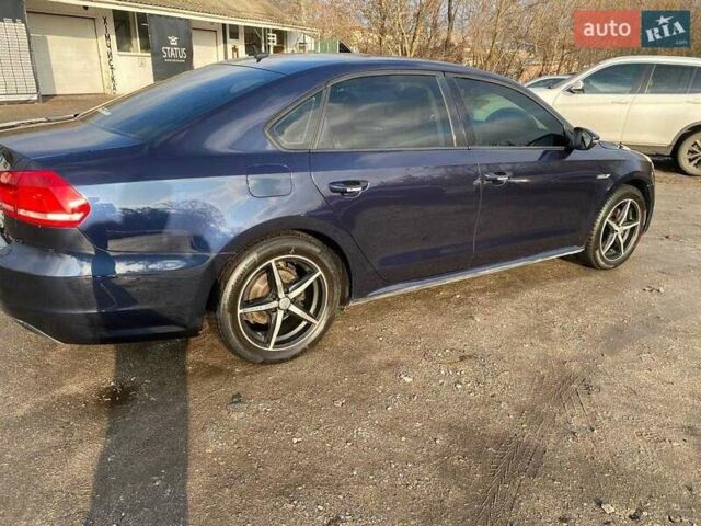 Синий Фольксваген Пассат, объемом двигателя 2.5 л и пробегом 188 тыс. км за 9400 $, фото 1 на Automoto.ua