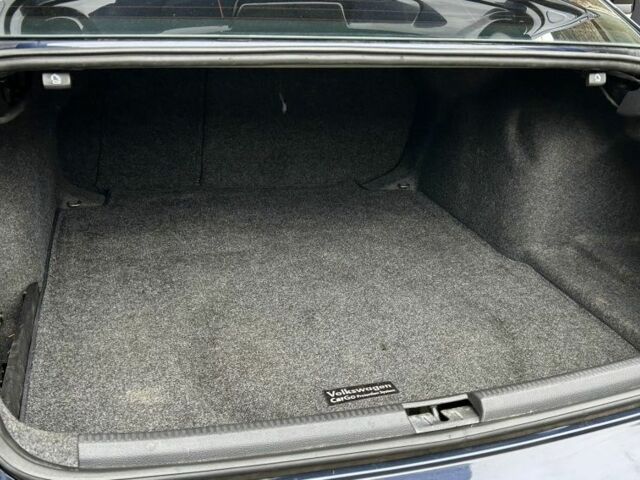 Синій Фольксваген Пассат, об'ємом двигуна 2.5 л та пробігом 327 тис. км за 9200 $, фото 23 на Automoto.ua