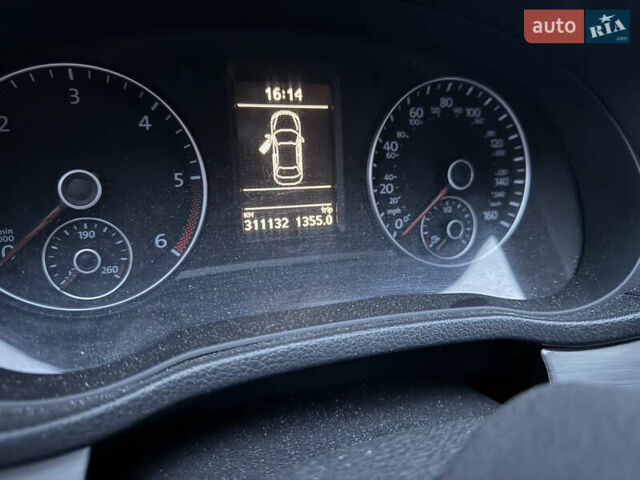 Синій Фольксваген Пассат, об'ємом двигуна 2 л та пробігом 310 тис. км за 9999 $, фото 8 на Automoto.ua