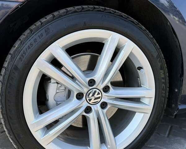 Синій Фольксваген Пассат, об'ємом двигуна 1.97 л та пробігом 270 тис. км за 11000 $, фото 19 на Automoto.ua