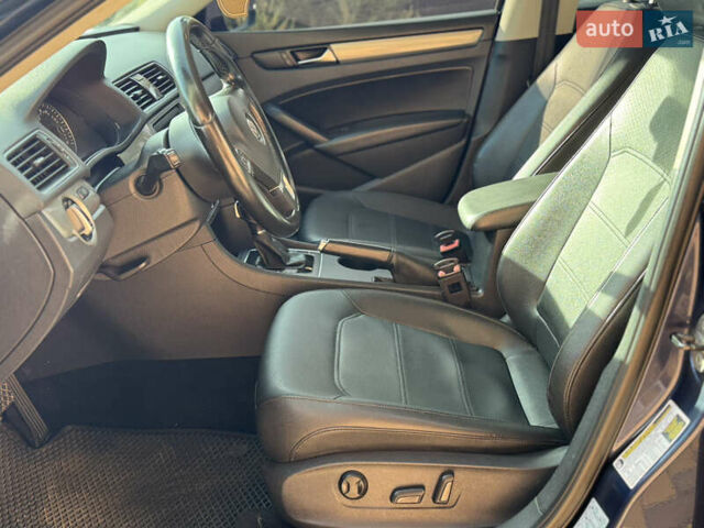 Синий Фольксваген Пассат, объемом двигателя 1.8 л и пробегом 221 тыс. км за 9500 $, фото 7 на Automoto.ua