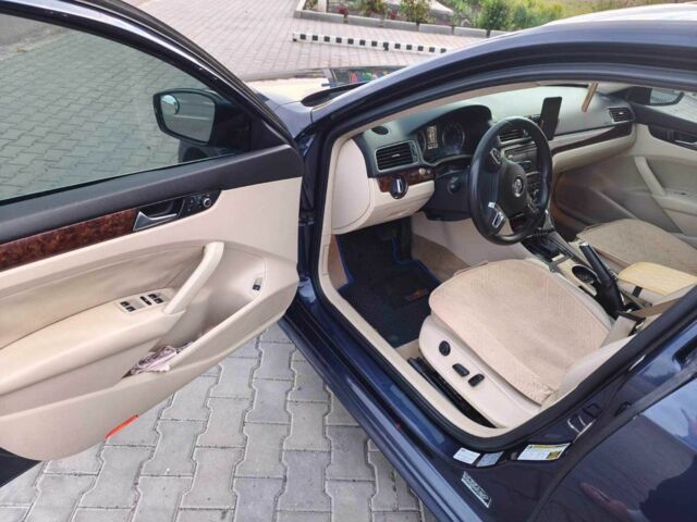 Синий Фольксваген Пассат, объемом двигателя 2.5 л и пробегом 305 тыс. км за 7800 $, фото 2 на Automoto.ua