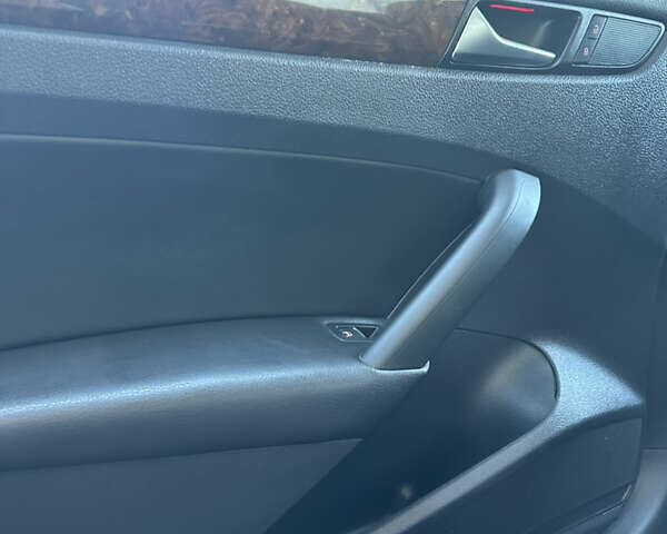 Синий Фольксваген Пассат, объемом двигателя 2 л и пробегом 98 тыс. км за 14400 $, фото 20 на Automoto.ua