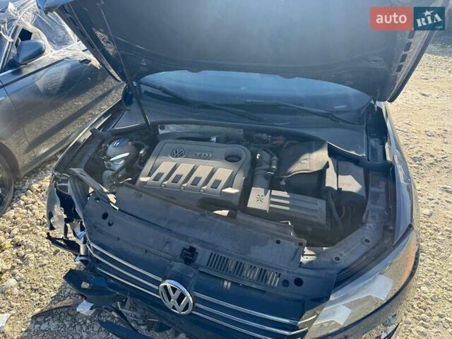 Фольксваген Пассат 2013 у Львові на Automoto.ua Синій Фольксваген Пассат, об'ємом двигуна 2 л та пробігом 205 тис. км за 9500 $, фото 8 на Automoto.ua