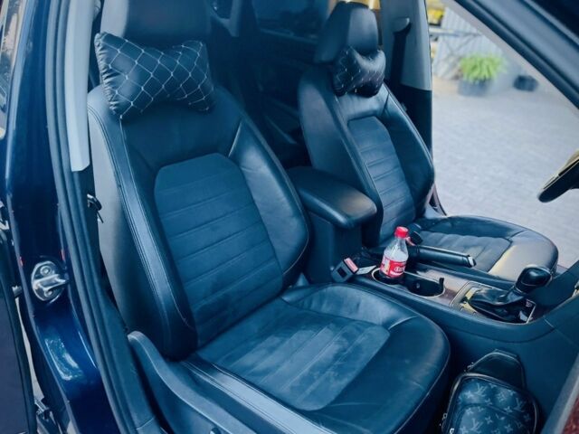 Синий Фольксваген Пассат, объемом двигателя 2 л и пробегом 213 тыс. км за 13000 $, фото 4 на Automoto.ua