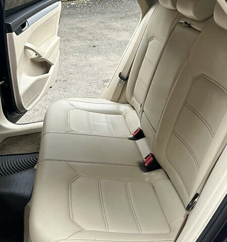 Синий Фольксваген Пассат, объемом двигателя 2.5 л и пробегом 327 тыс. км за 8900 $, фото 13 на Automoto.ua