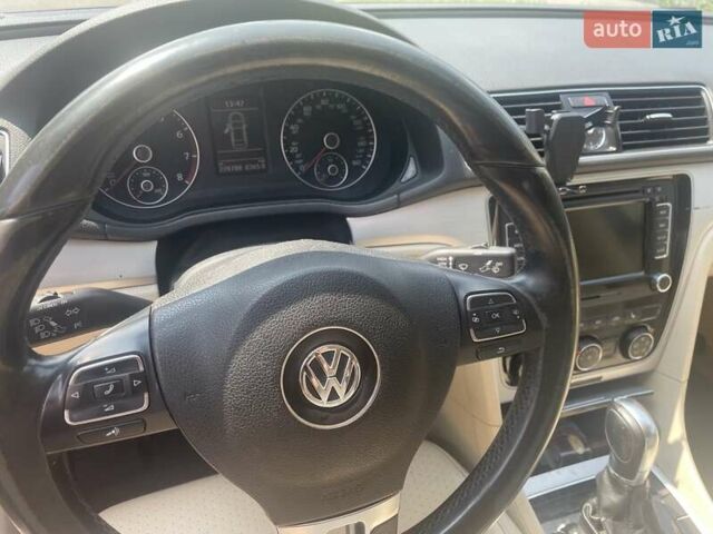 Синій Фольксваген Пассат, об'ємом двигуна 2.48 л та пробігом 270 тис. км за 10500 $, фото 5 на Automoto.ua