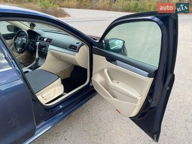 Синий Фольксваген Пассат, объемом двигателя 2.5 л и пробегом 198 тыс. км за 8700 $, фото 21 на Automoto.ua