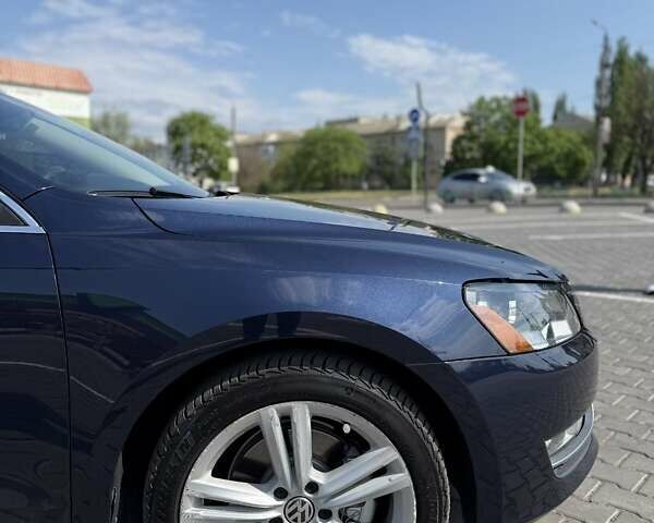 Синій Фольксваген Пассат, об'ємом двигуна 1.97 л та пробігом 270 тис. км за 11000 $, фото 5 на Automoto.ua