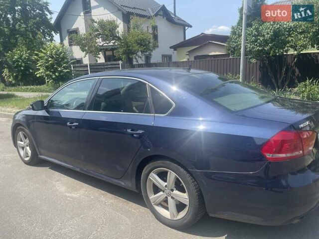 Синій Фольксваген Пассат, об'ємом двигуна 2.48 л та пробігом 270 тис. км за 10500 $, фото 1 на Automoto.ua
