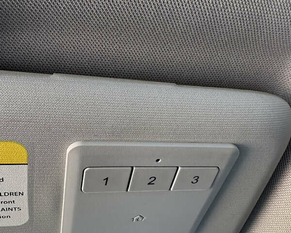 Синий Фольксваген Пассат, объемом двигателя 2 л и пробегом 98 тыс. км за 14400 $, фото 35 на Automoto.ua