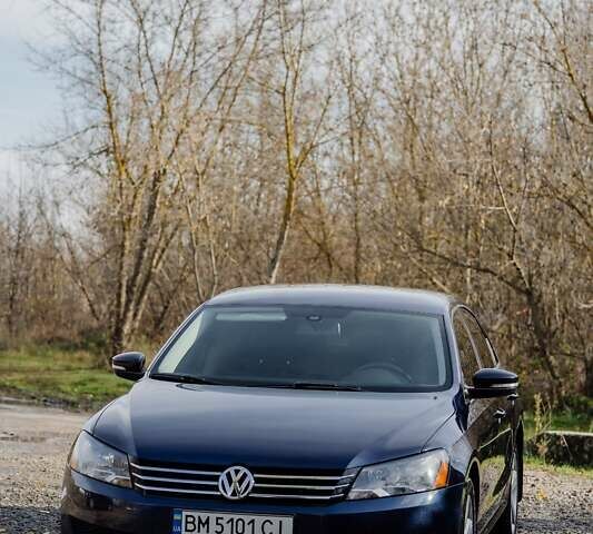 Синий Фольксваген Пассат, объемом двигателя 2.5 л и пробегом 170 тыс. км за 10700 $, фото 5 на Automoto.ua