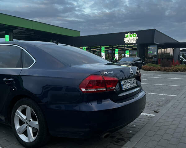 Синий Фольксваген Пассат, объемом двигателя 2.48 л и пробегом 224 тыс. км за 9000 $, фото 6 на Automoto.ua