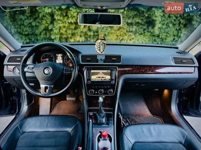 Синий Фольксваген Пассат, объемом двигателя 2 л и пробегом 213 тыс. км за 13000 $, фото 7 на Automoto.ua