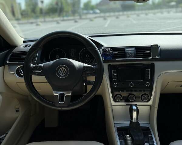 Синій Фольксваген Пассат, об'ємом двигуна 1.97 л та пробігом 270 тис. км за 11000 $, фото 20 на Automoto.ua