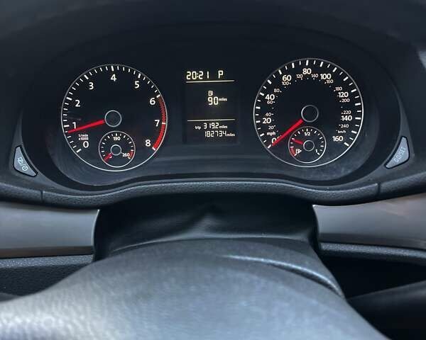 Синій Фольксваген Пассат, об'ємом двигуна 2.5 л та пробігом 182 тис. км за 9300 $, фото 12 на Automoto.ua