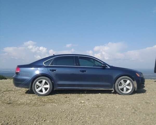 Синий Фольксваген Пассат, объемом двигателя 2 л и пробегом 303 тыс. км за 9700 $, фото 5 на Automoto.ua