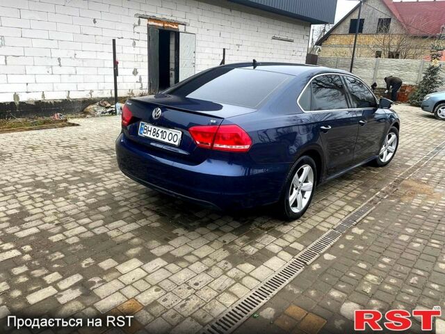 Синий Фольксваген Пассат, объемом двигателя 2.5 л и пробегом 255 тыс. км за 9800 $, фото 3 на Automoto.ua